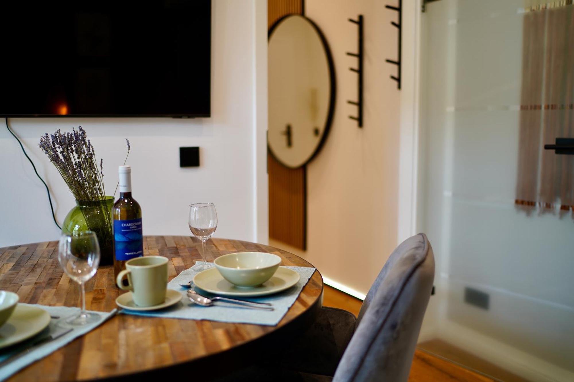 Apartment Edler Wohnraum Luxurioeses Im Zentrum Mit Balkon, Kaffeevollautomat, Klima & Parkplatz Zwickau